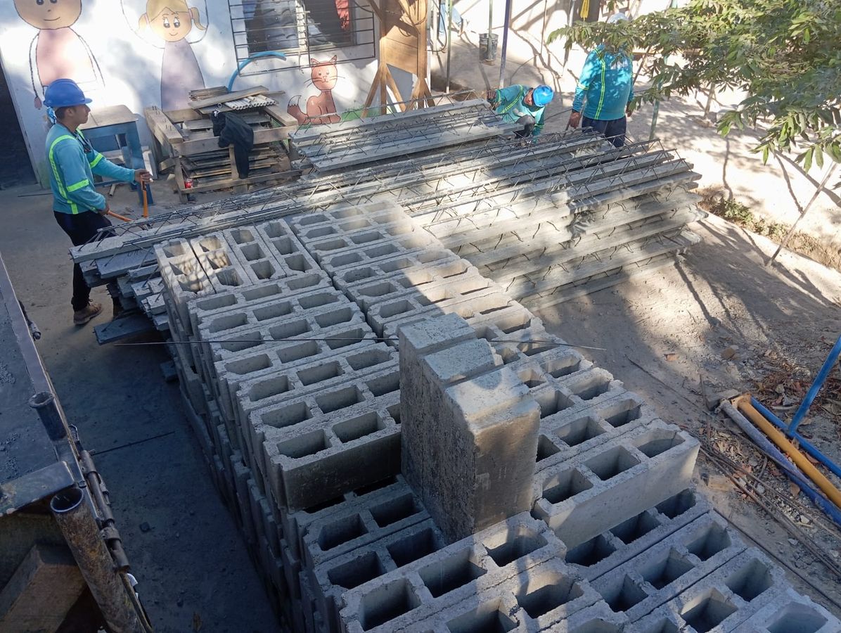 Bovedilla y armado en obra